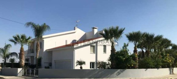 7 Schlafzimmer Gewerbliche Immobilie in Latsia, Cyprus, Nr. 13592 2