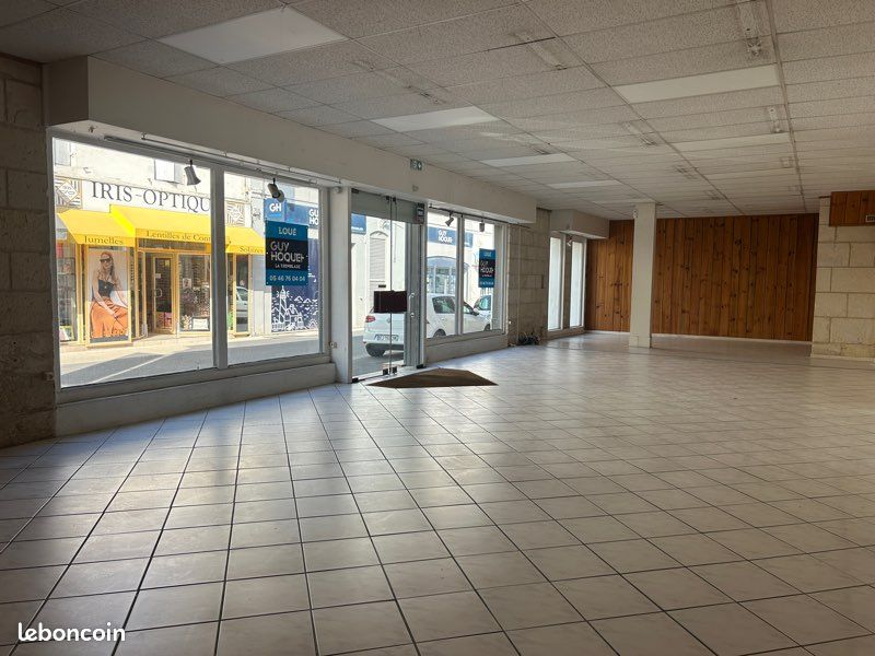 2غرفة عقار تجاري في La Tremblade, France رقم 337124