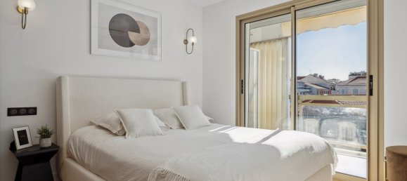 2 bedrooms Apartment in Cannes, France No. 727 5