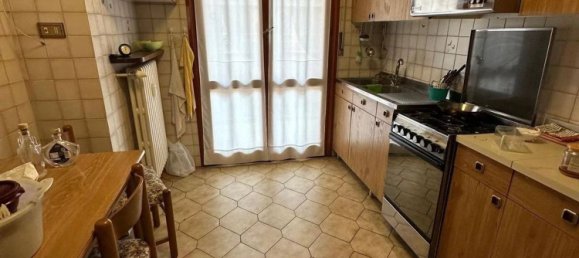 3 Schlafzimmer Wohnung in Sassuolo, Italy, Nr. 314598 7