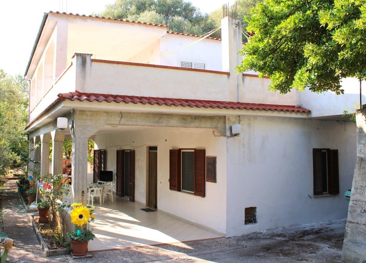 4 bedrooms Villa in Ispani, Italy No. 332805