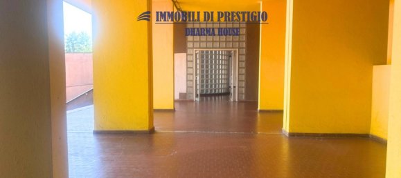 2 bedrooms Apartment in Milan, Italy No. 267479 10