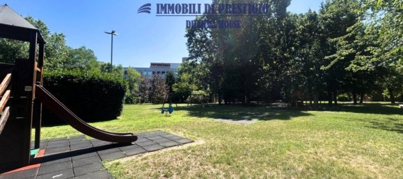 2 bedrooms Apartment in Milan, Italy No. 267479 14