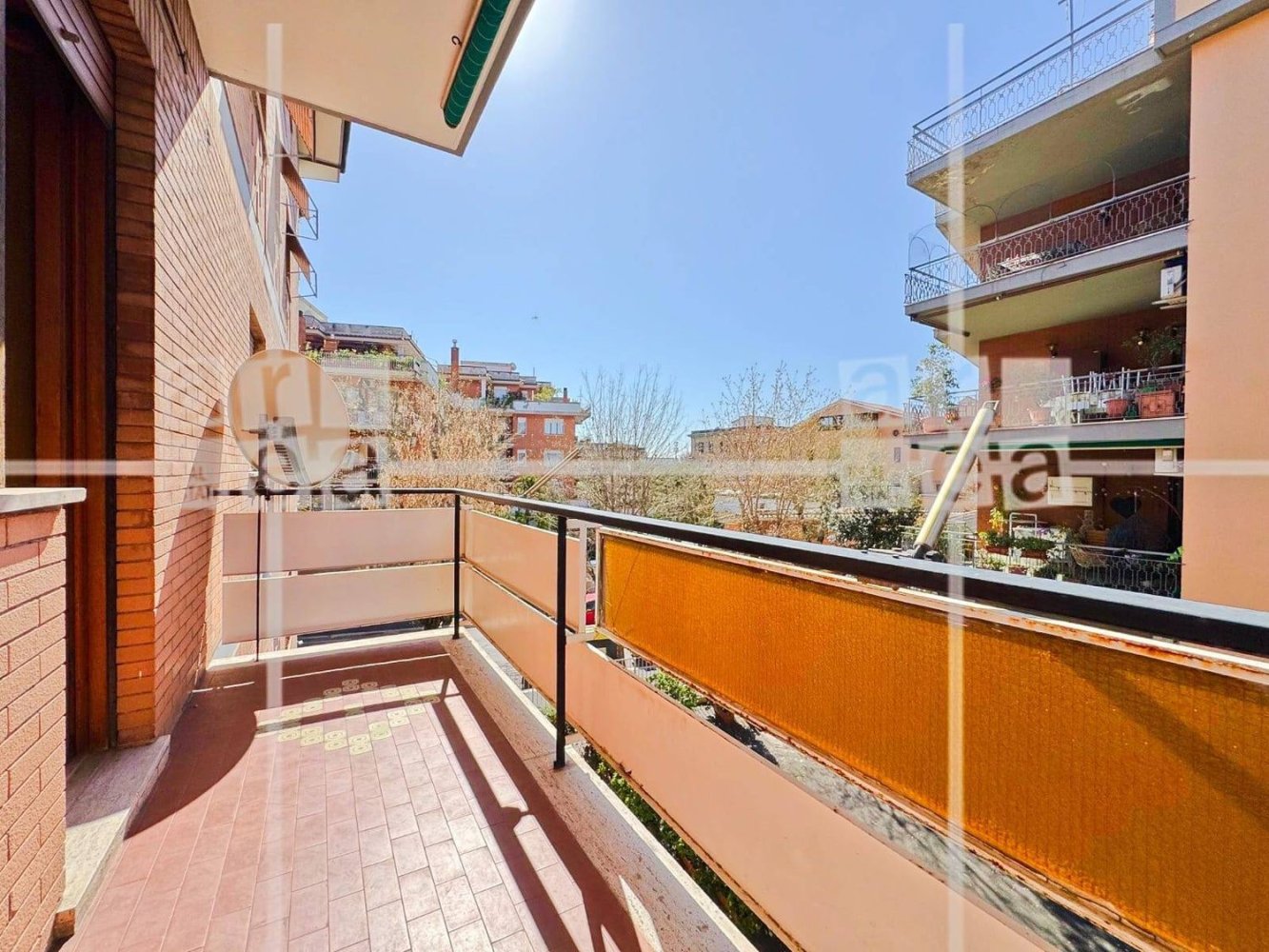 2 rooms Apartment in Rome, Italy No. 209269