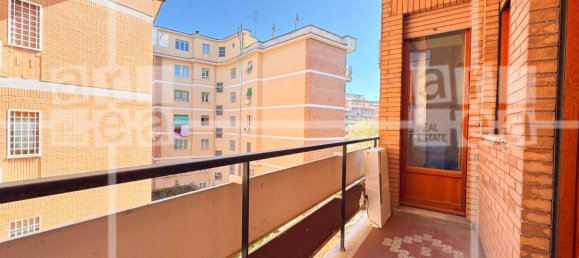 2 rooms Apartment in Rome, Italy No. 209269 4