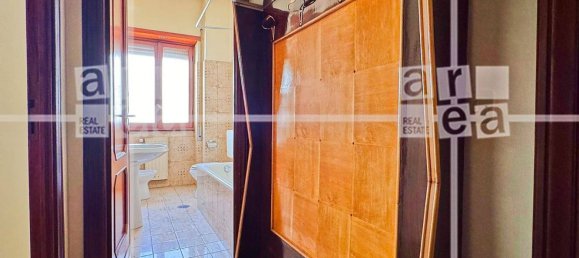 2 rooms Apartment in Rome, Italy No. 209269 7