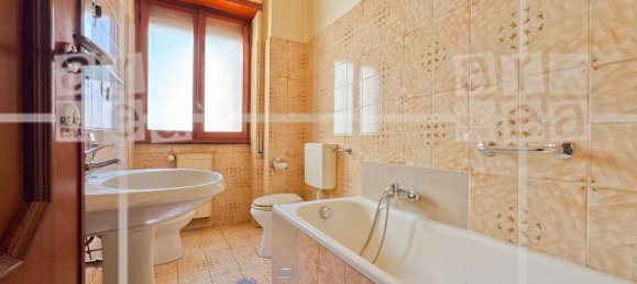 2 rooms Apartment in Rome, Italy No. 209269 30