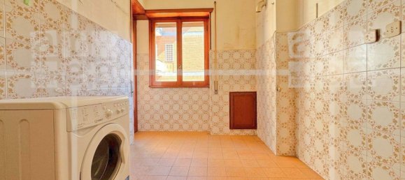 2 rooms Apartment in Rome, Italy No. 209269 5