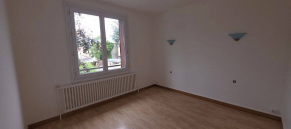 6 bedrooms House in Clichy-sous-Bois, France No. 333676 10