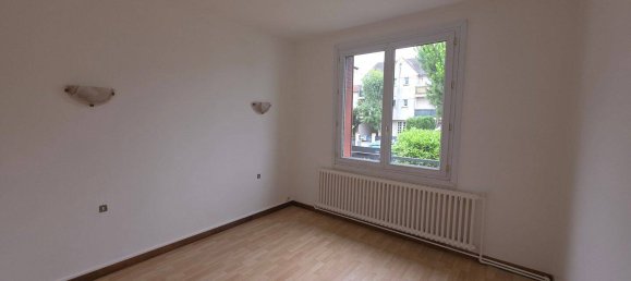 6 bedrooms House in Clichy-sous-Bois, France No. 333676 9