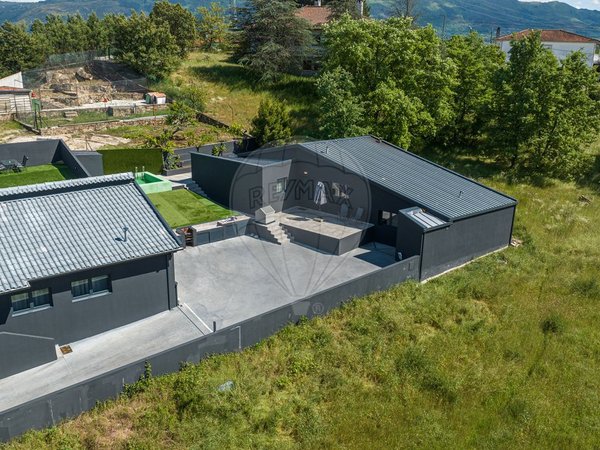 3 bedrooms House in Chaves, Portugal No. 174349