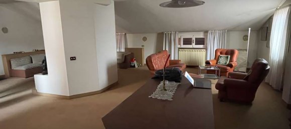 3غرفة شقة في Renate, Italy رقم 182409 8