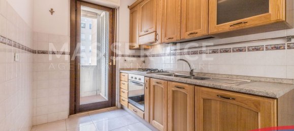 3 chambres Appartement à Rome, Italy No. 325991 7