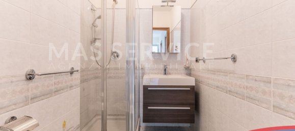 3 Schlafzimmer Wohnung in Rome, Italy, Nr. 325991 29