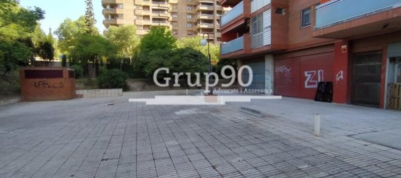 141m² Commercial property in Lleida, Spain No. 106936 15