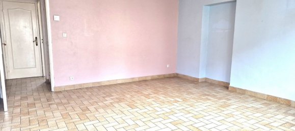 2 bedrooms House in Hautmont, France No. 67426 2