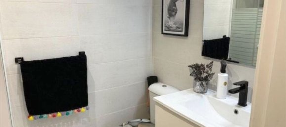 Apartamento de 2 dormitorios en Marbella, Spain No. 147424 5