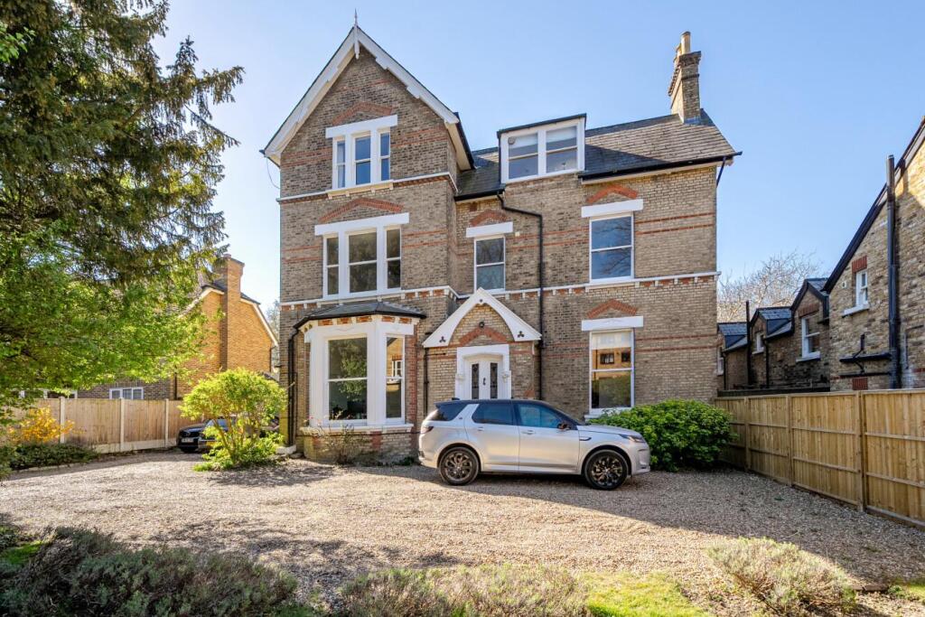 3 bedrooms Apartment in Beckenham, United Kingdom No. 14386