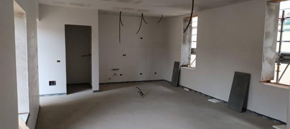 3 rooms Apartment in Olgiate Olona, Italy No. 42614 20