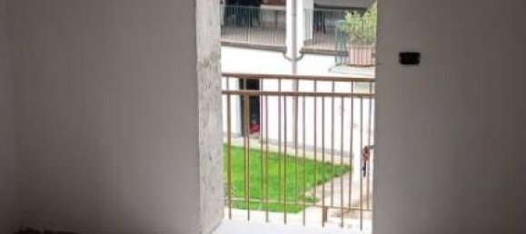 3 rooms Apartment in Olgiate Olona, Italy No. 42614 5