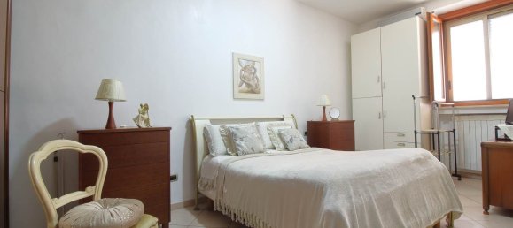 3-salle Appartement à Bitonto, Italy No. 43332 8