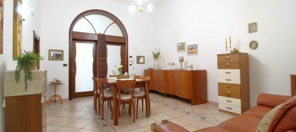 3-salle Appartement à Bitonto, Italy No. 43332 13