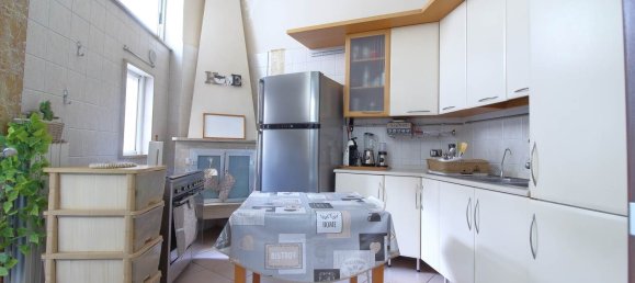 3-salle Appartement à Bitonto, Italy No. 43332 6