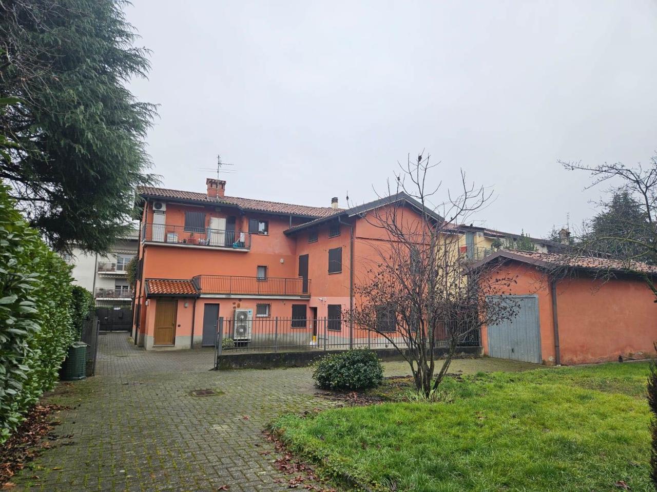 3غرفة شقة في Bergamo, Italy رقم 30590