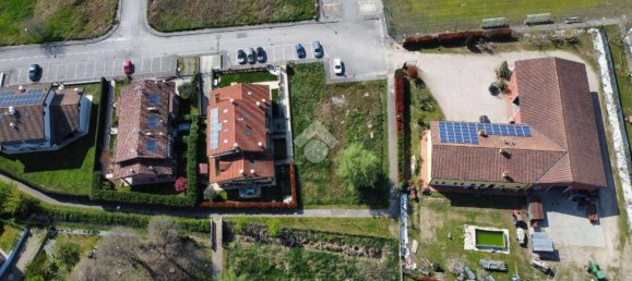 800m² Land in San Martino Buon Albergo, Italy No. 69819 5