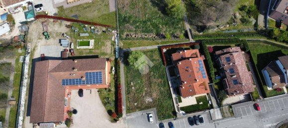 800m² Land in San Martino Buon Albergo, Italy No. 69819 3