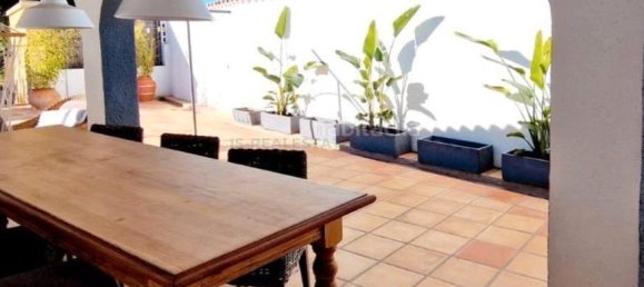 6 bedrooms Villa in Calpe, Spain No. 166837 4