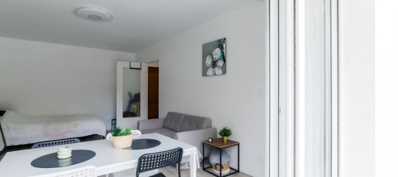 Estudio en Nancy, France No. 72846 12