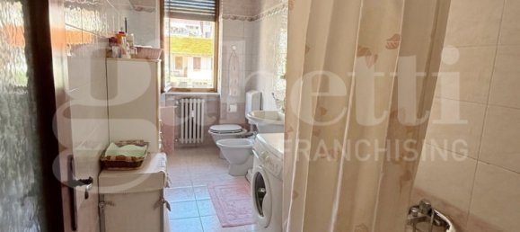 Квартира с 2 спальнями в Бра, Италия № 266807 13