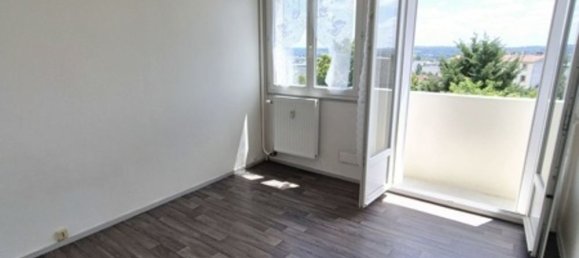 1 bedroom Apartment in Limoges, France No. 290899 2