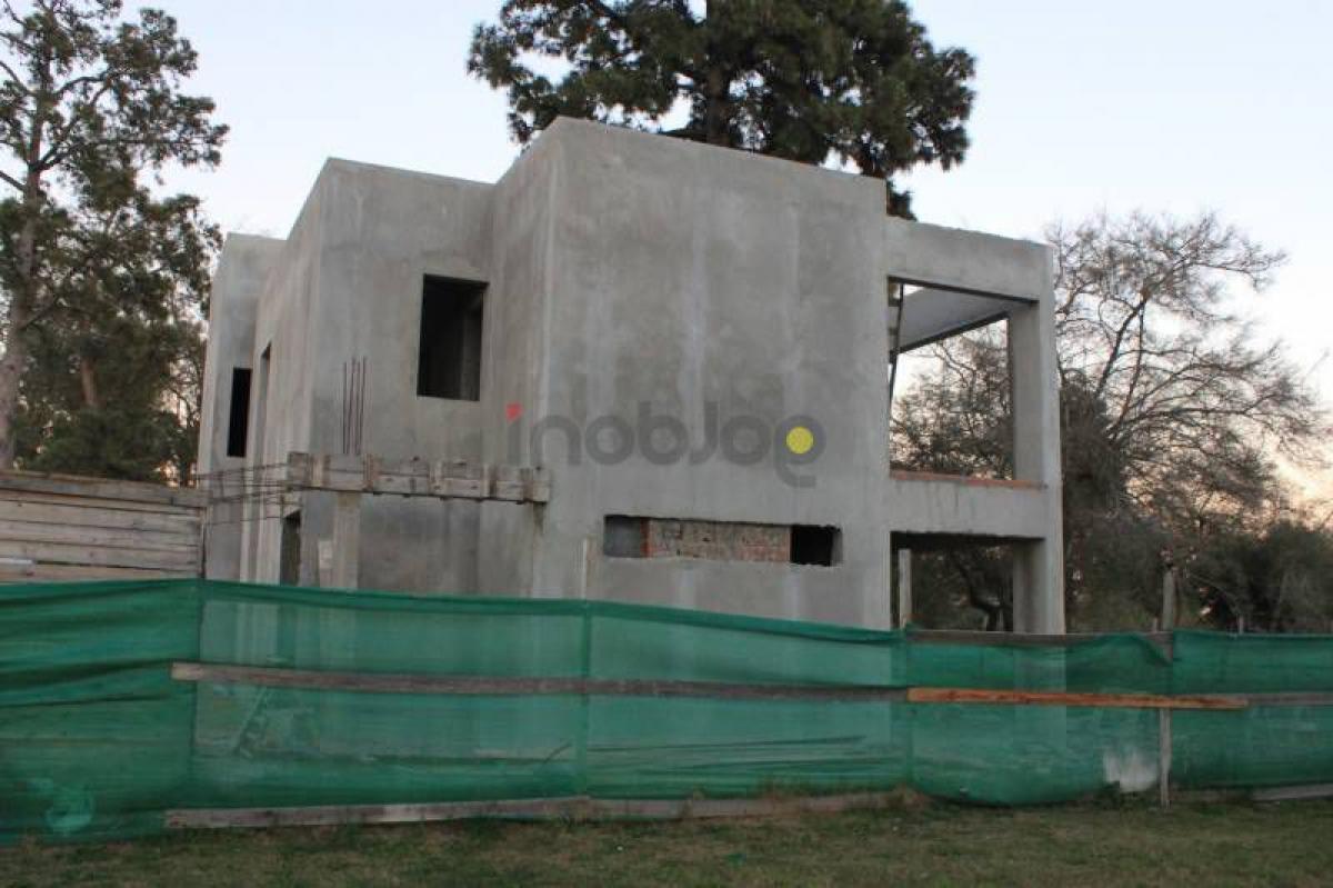 3 غرف نوم منزل في Berazategui, Argentina رقم 55705