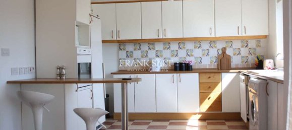 3 bedrooms Penthouse in Saint Julian's, Malta No. 8546 5