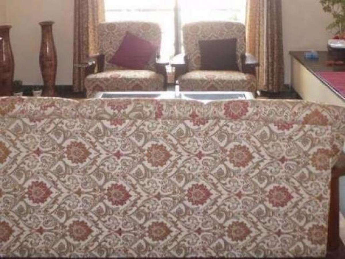 2 bedrooms House in Mumbai, India No. 63872