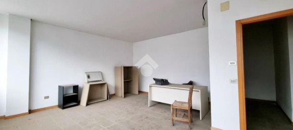4 rooms Apartment in Monteprandone, Italy No. 85913 7