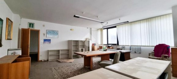 4 rooms Apartment in Monteprandone, Italy No. 85913 12