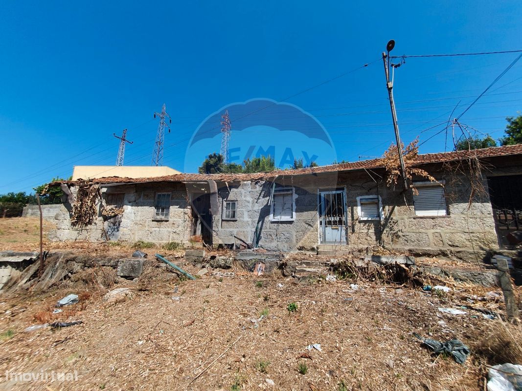 8 bedrooms House in Guimaraes, Portugal No. 35580