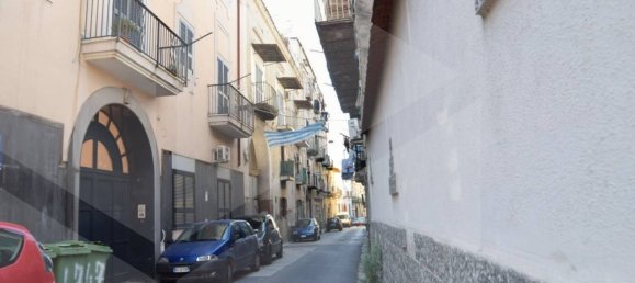 2-salle Appartement à Arzano, Italy No. 20524 13