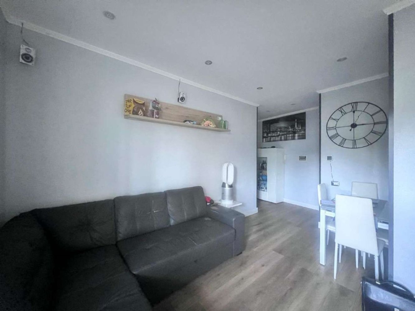 3 rooms Apartment in Follonica, Italy No. 92511