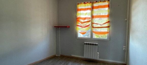 3 chambres Maison à La Perche, France No. 81663 11