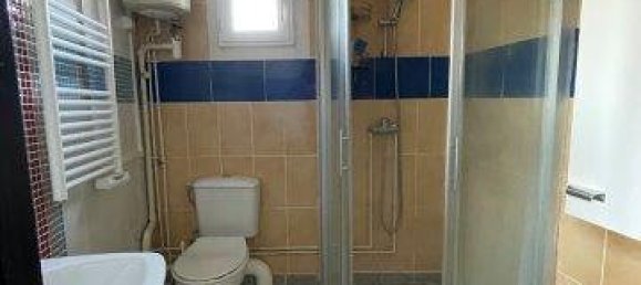 3 chambres Maison à La Perche, France No. 81663 10