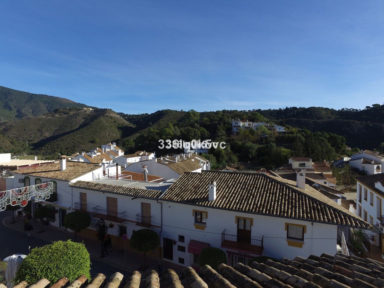 5 bedrooms Duplex in Benahavis, Spain No. 140767