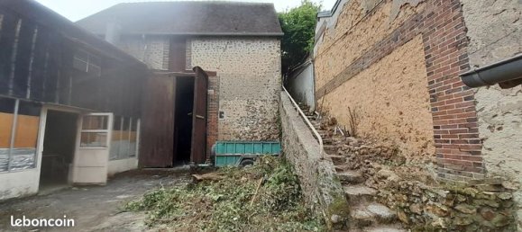 4 bedrooms House in Arnieres-sur-Iton, France No. 303498 10