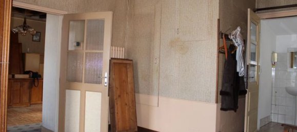 4 bedrooms House in Arnieres-sur-Iton, France No. 303498 4