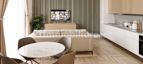 3 bedrooms Apartment in Florence, Italy No. 44485 8