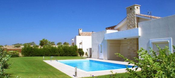 Villa T3 em Monagroulli, Cyprus N.º 692 5