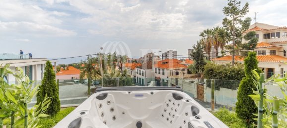 3 bedrooms Villa in Funchal, Portugal No. 133062 14